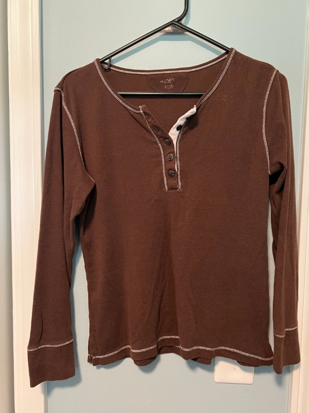 Y2K Brown Long Sleeve Women's Henley Top Size Small